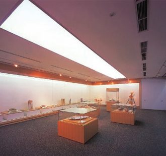 壁面型展示ケース